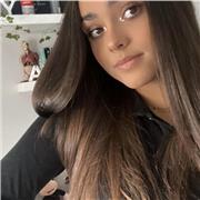 Soy una chica que tiene 18 años y está cursando el c1 y tiene titulo First de Cambridge